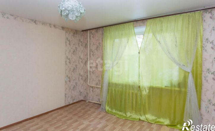 4-комн квартира микрорайон 3Б, 10