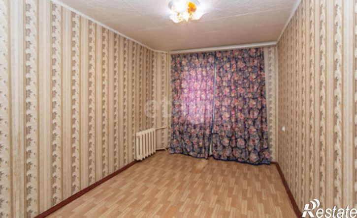 4-комн квартира микрорайон 3Б, 10