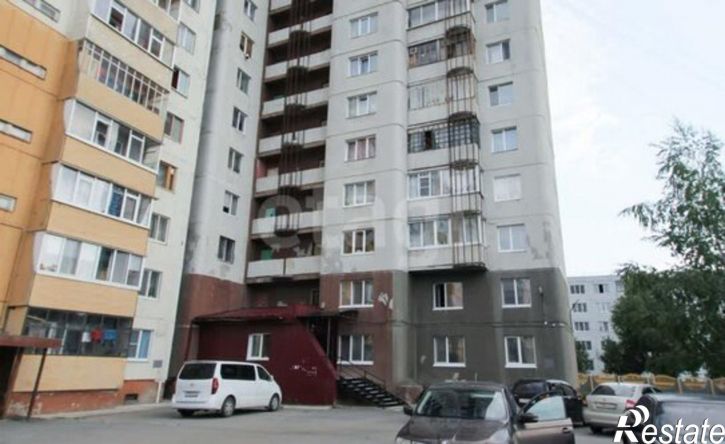 4-комн квартира 10-й микрорайон, 34