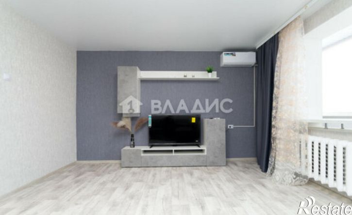 3-комн квартира 10-й микрорайон, 39
