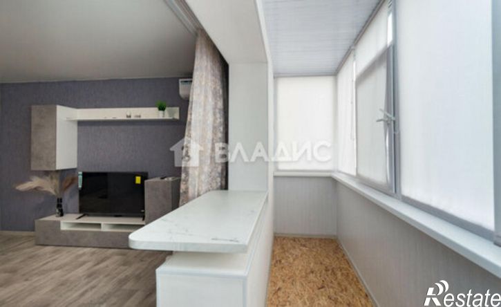 3-комн квартира 10-й микрорайон, 39