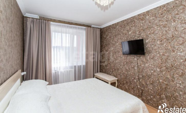 3-комн квартира микрорайон 7А, 24