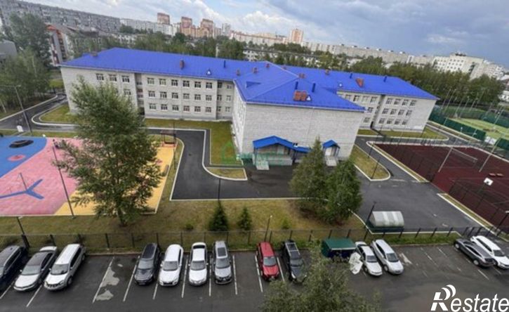 3-комн квартира 8-й микрорайон, 39