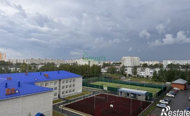 3-комн квартира 8-й микрорайон, 39