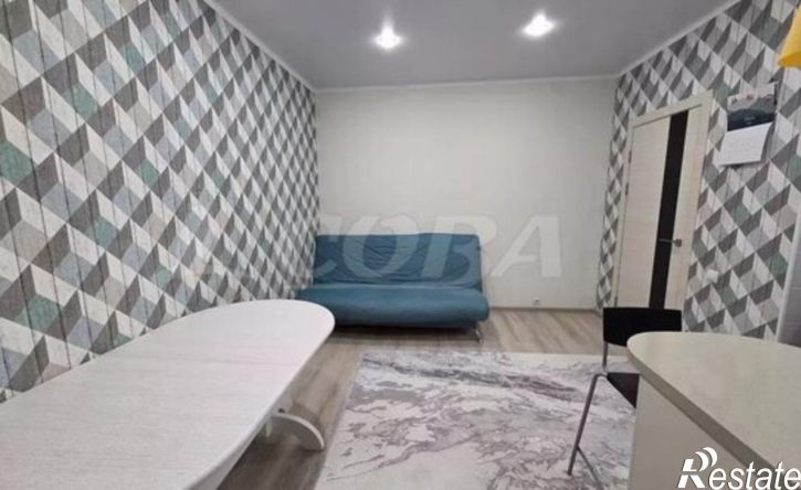 2-комн квартира 10-й микрорайон, 73Б