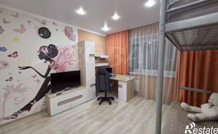 2-комн квартира 10-й микрорайон, 73Б