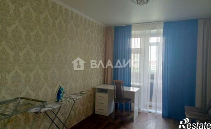 2-комн квартира микрорайон 7А, 27