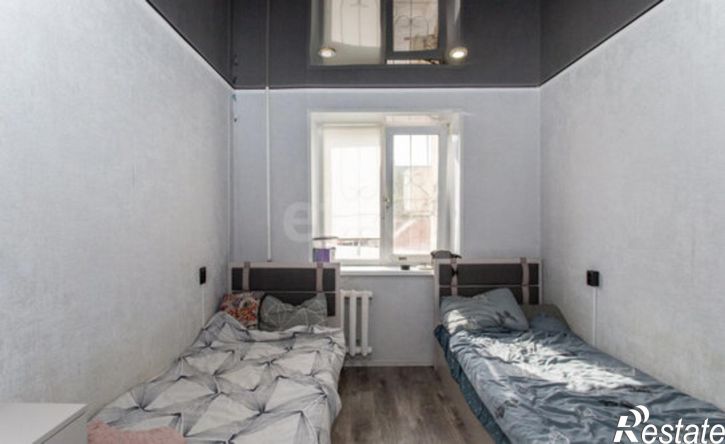3-комн квартира 8-й микрорайон, 41