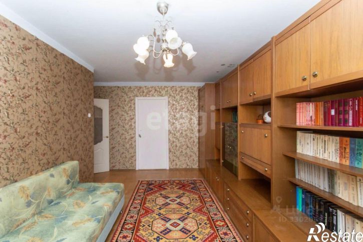 3-комн квартира городской округ Тобольск