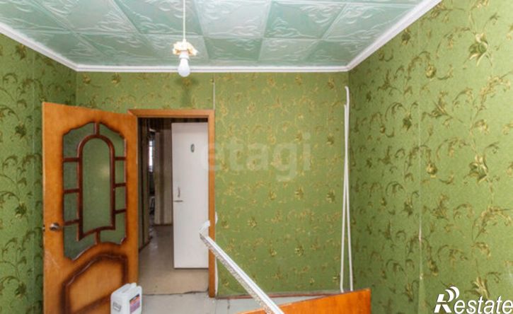 3-комн квартира 10-й микрорайон, 10