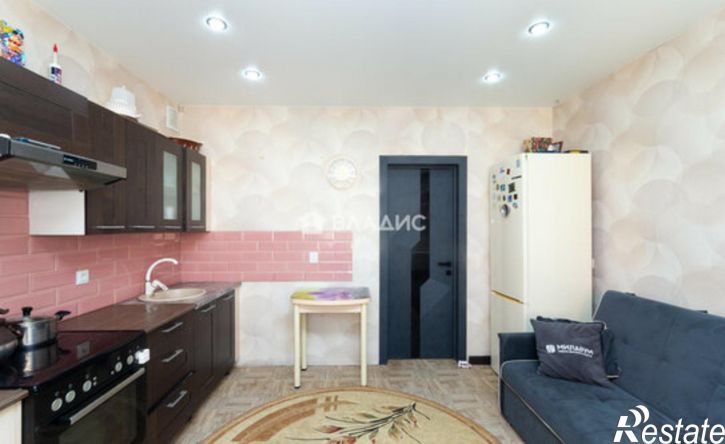 1-комн квартира 10-й микрорайон, 63В