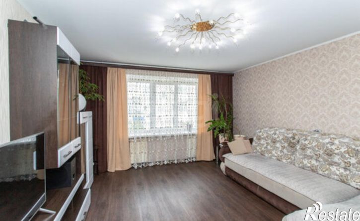 3-комн квартира 10-й микрорайон, 34
