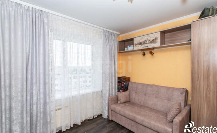 3-комн квартира 10-й микрорайон, 34