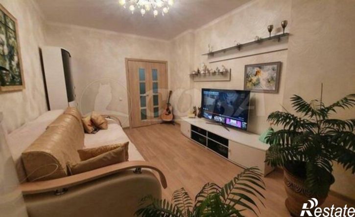 2-комн квартира 15-й микрорайон, 30