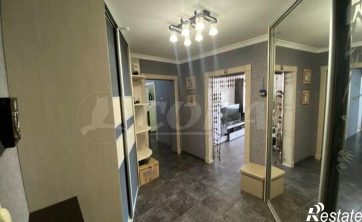 3-комн квартира 10-й микрорайон, 34
