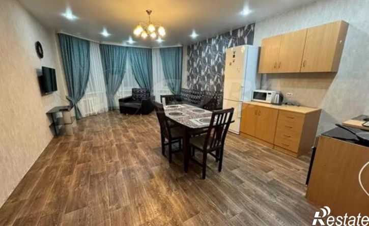 2-комн квартира микрорайон 7А, 27