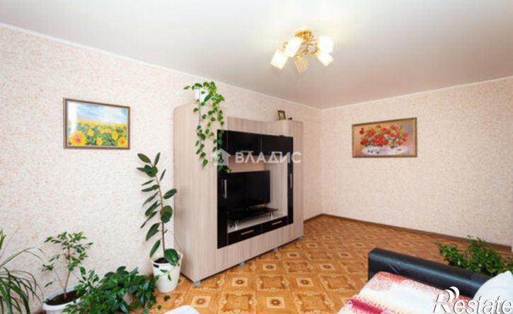 2-комн квартира 4-й микрорайон, 8