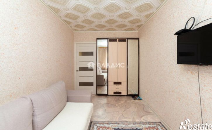 2-комн квартира 4-й микрорайон, 8
