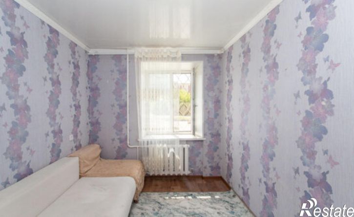 4-комн квартира 4-й микрорайон, 38