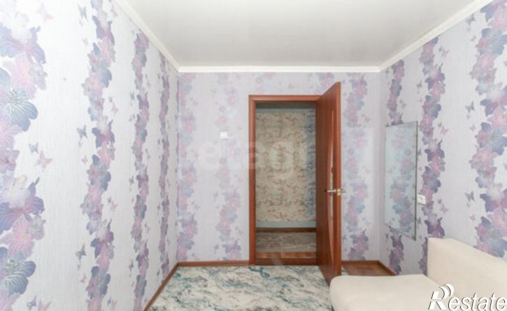 4-комн квартира 4-й микрорайон, 38