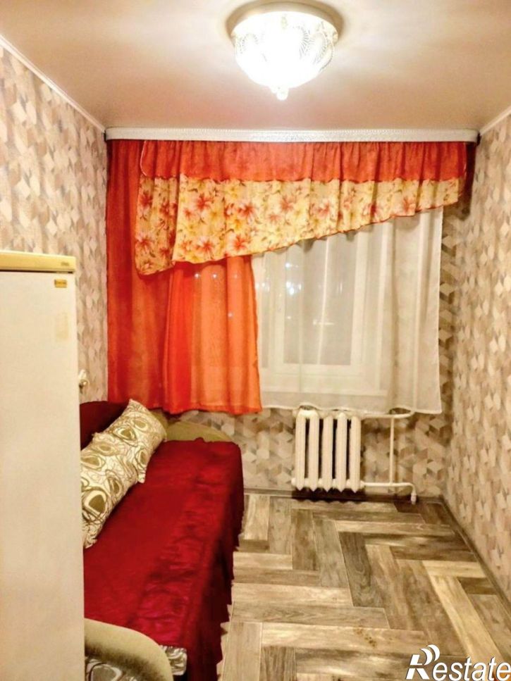 1-комн квартира 8-й микрорайон, 16