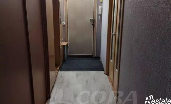 4-комн квартира 8-й микрорайон, 41