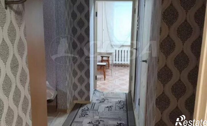 4-комн квартира 8-й микрорайон, 41