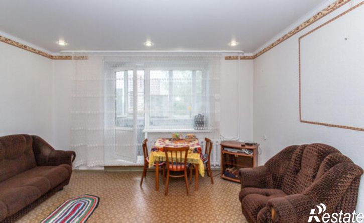 2-комн квартира 10-й микрорайон, 44