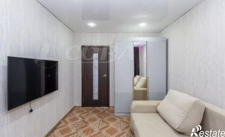 4-комн квартира микрорайон 7А, 3