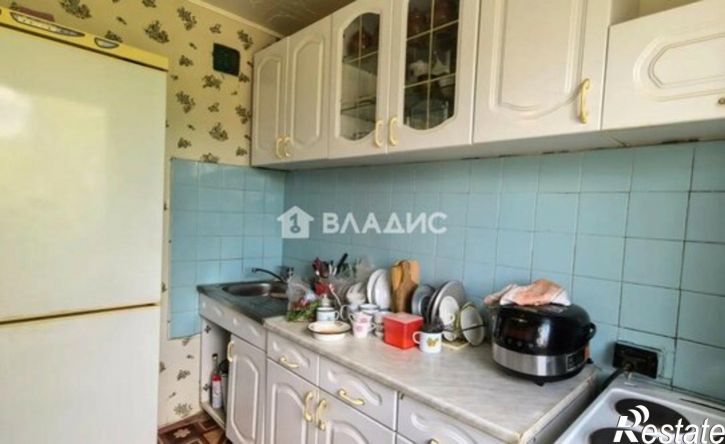 2-комн квартира 6-й микрорайон, 16