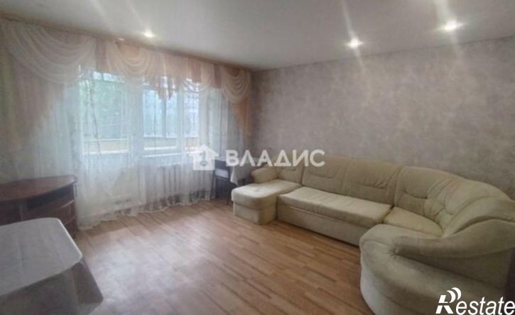 2-комн квартира микрорайон 7А, 10