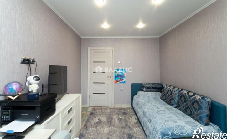 4-комн квартира микрорайон 7А, 32А