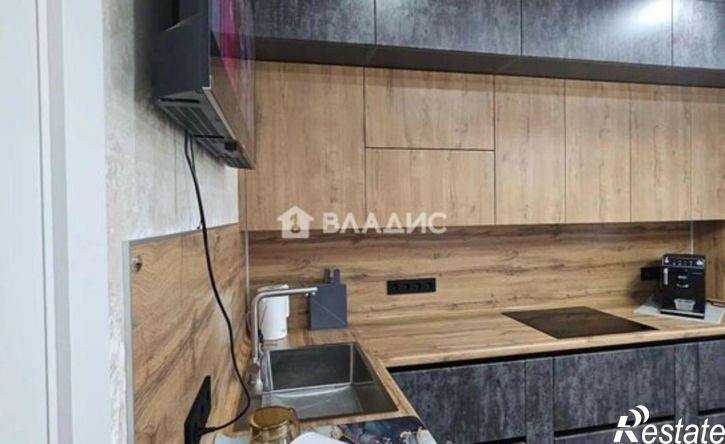 3-комн квартира 15-й микрорайон, 10