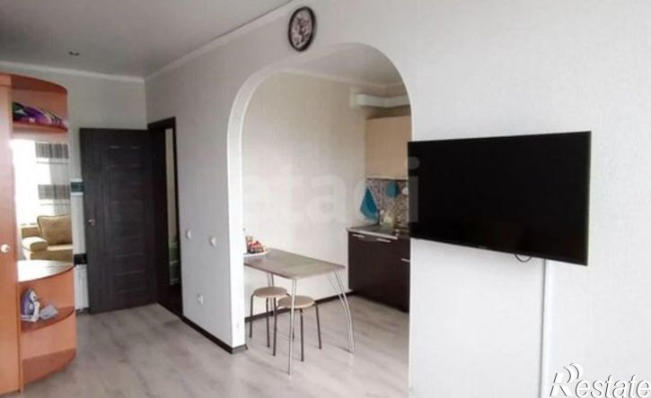 1-комн квартира 15-й микрорайон, 18