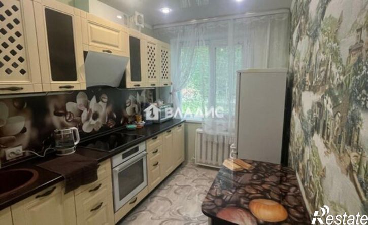 2-комн квартира 6-й микрорайон, 37