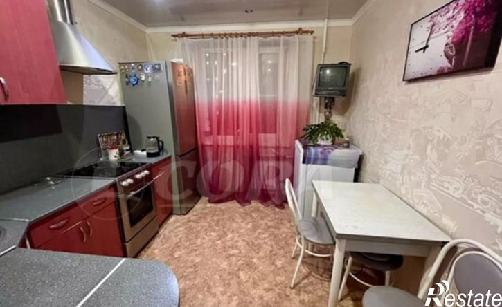 4-комн квартира 9-й микрорайон, 15А