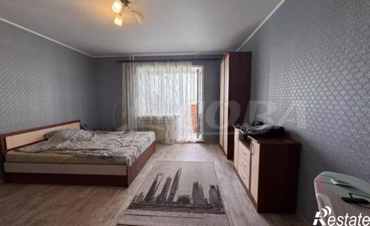 3-комн квартира ул Знаменского, 45,  д. 45