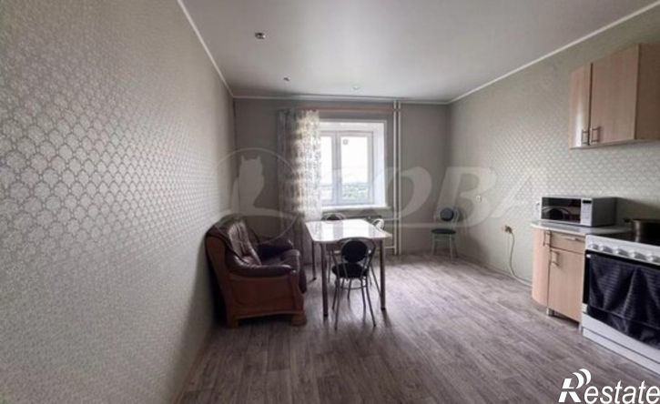 3-комн квартира ул Знаменского, 45,  д. 45