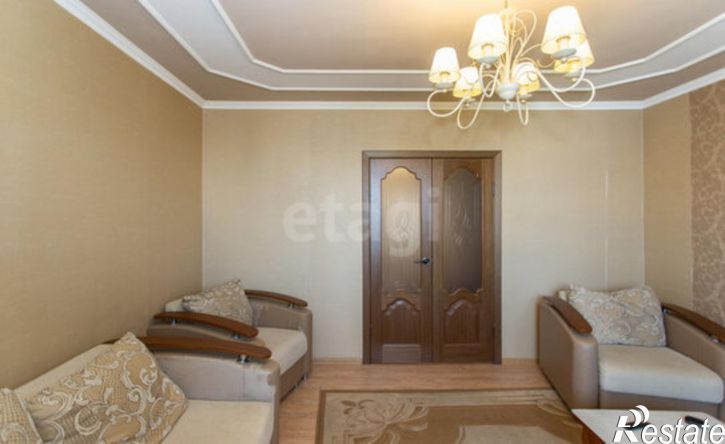 4-комн квартира микрорайон 7А, 16
