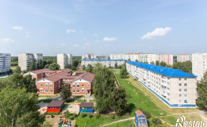 4-комн квартира микрорайон 7А, 16