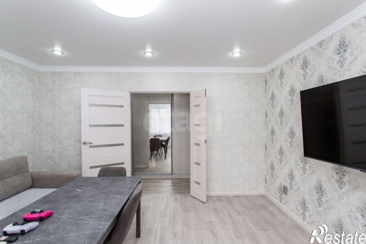3-комн квартира 9-й микрорайон, 14