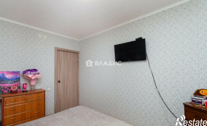 3-комн квартира 7-й микрорайон, 47