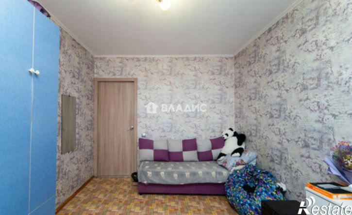 3-комн квартира 7-й микрорайон, 47