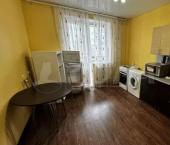3-комн, 91кв м, этаж 4/6 10-й микрорайон, 71А