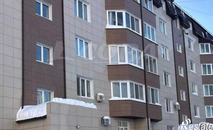 3-комн квартира 10-й микрорайон, 71А