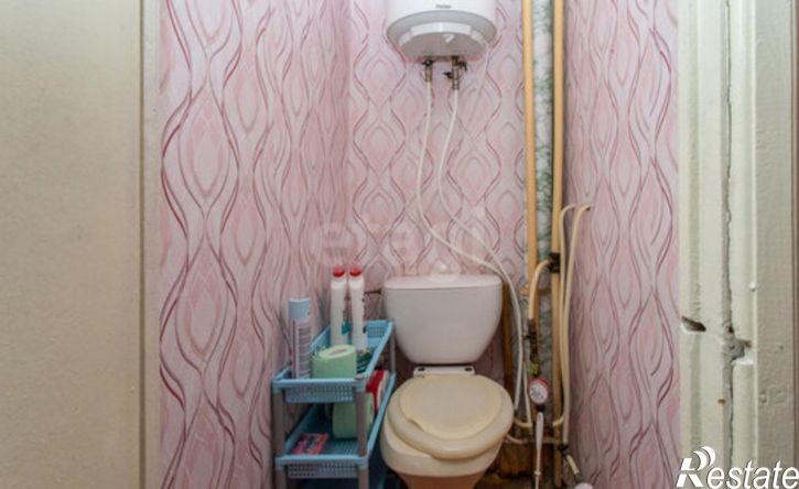 4-комн квартира 10-й микрорайон, 47