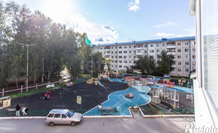 4-комн квартира 4-й микрорайон, 19
