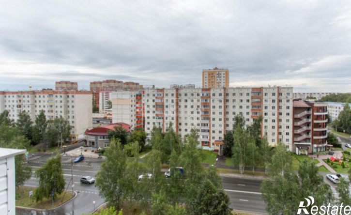 3-комн квартира 8-й микрорайон, 28