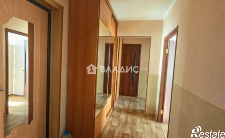 2-комн квартира 10-й микрорайон, 44