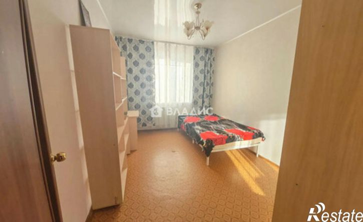 2-комн квартира 10-й микрорайон, 44
